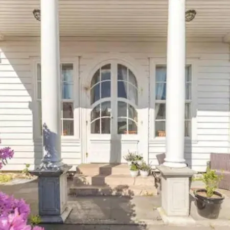 Ferienhaus Unique, Historic On Large Property, 800sqm Ask i Nordhordaland