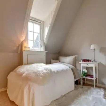 Unique, Historic On Large Property, 800sqm