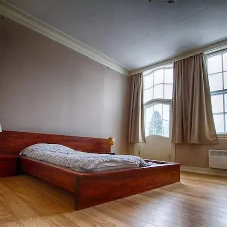 Unique, Historic On Large Property, 800sqm