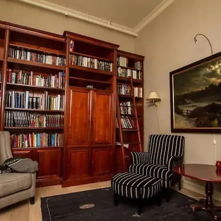 Unique, Historic On Large Property, 800sqm