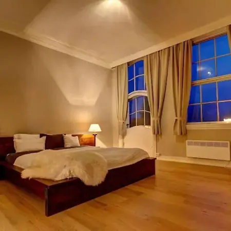 Unique, Historic On Large Property, 800sqm * Ask i Nordhordaland